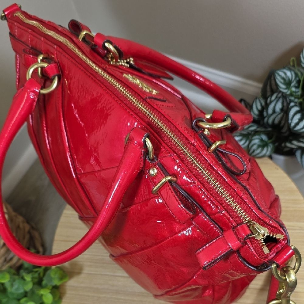 Coach Madison Diagonal Pleated Patent Leather Tote - Picture 10 of 13